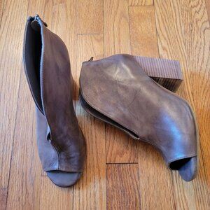 Antelope‎ Leather Peep Toe Ankle Boots Block Heel 39 Back Zip 8 8.5